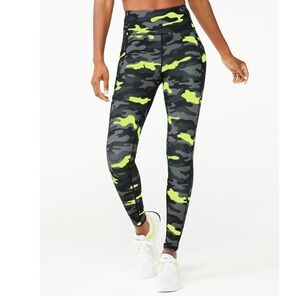 Women's Love & Sports Women's High Rise Camo Printed Leggings L - NWOT
